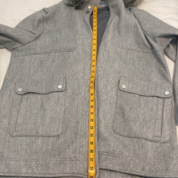 Fur Trimmed Coat - Picture 3 of 7